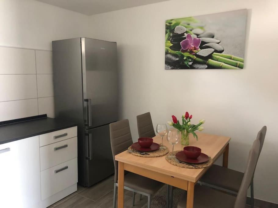 Davids Home Neu-Ulm Exterior foto